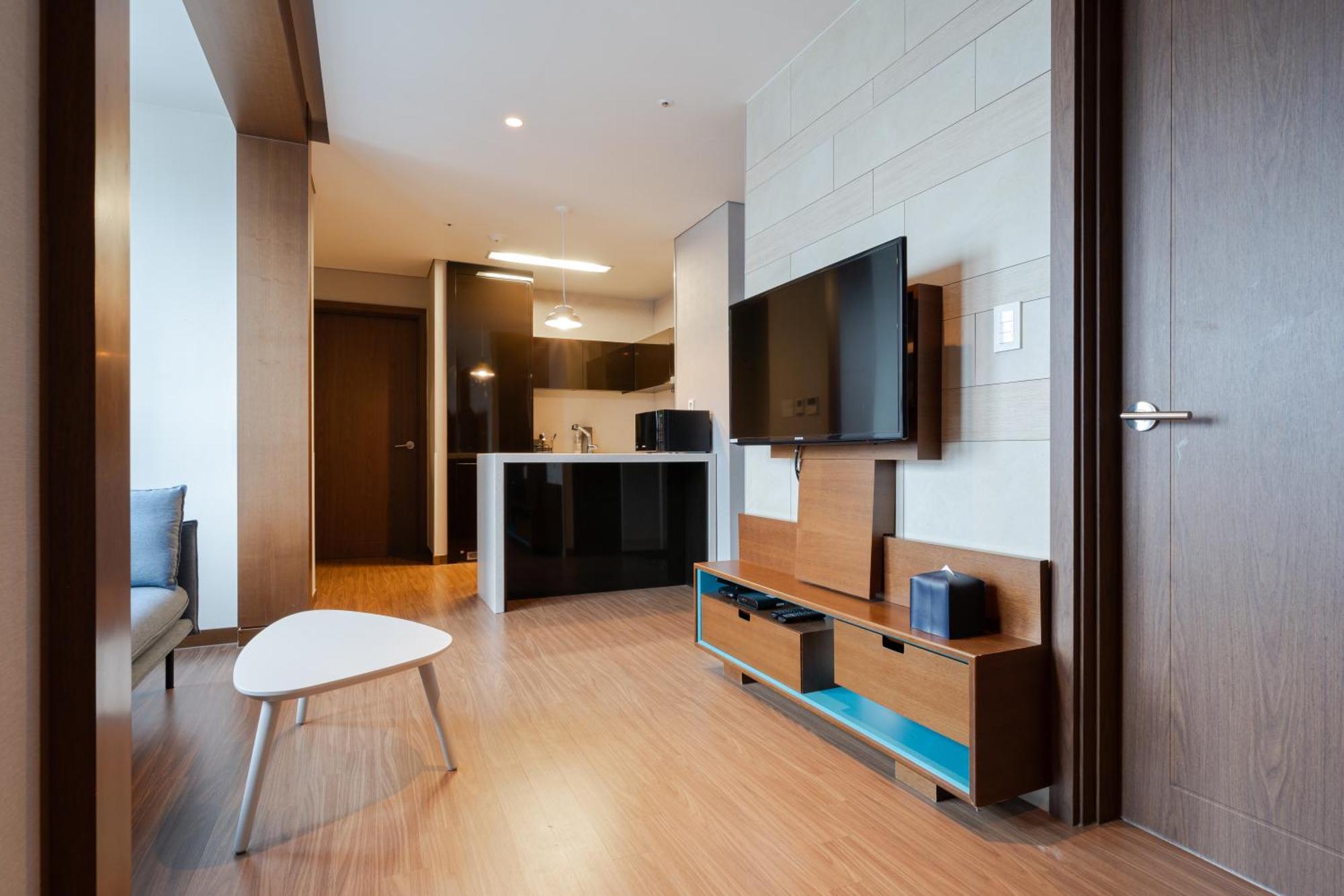 Urbanstay Haeundae Station ปูซาน ภายนอก รูปภาพ