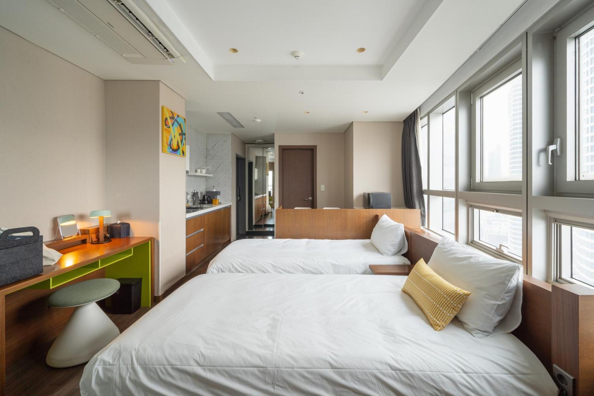 Urbanstay Haeundae Station ปูซาน ภายนอก รูปภาพ